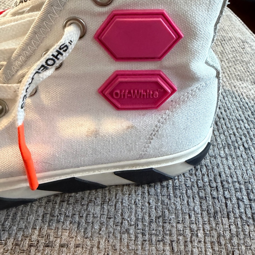 Off-White High-Top Sneakers – White – Size 40 (Women’s ~9 / Men’s ~7) - Picture 6 of 7